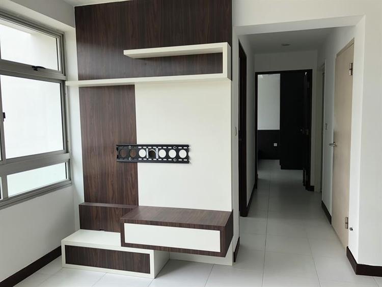 Holland Drive thumbnail photo